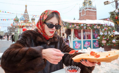 Эксперты назвали регионы с самыми высокими ценами на бутерброд с красной икрой