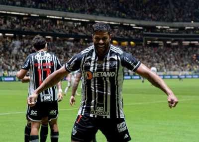 Зенит&quot; – народная команда: Мигицко утверждает, что сине-бело-голубые популярнее &quot;Спартака