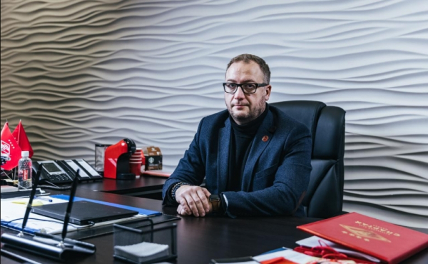 Семин выразил удивление по поводу неожиданного ухода гендиректора &quot;Спартака&quot;