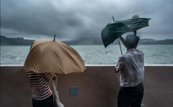 Супертайфуны угрожают стабильноcти IPO в Гонконге